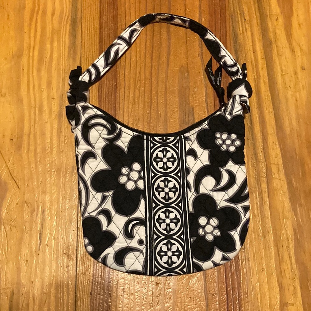 Vera Bradley small purse black/white floral design
